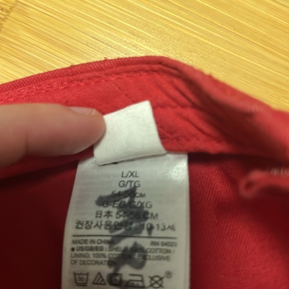 Gap kids red baseball hat with patch logo L/XL - Picture 4 of 5